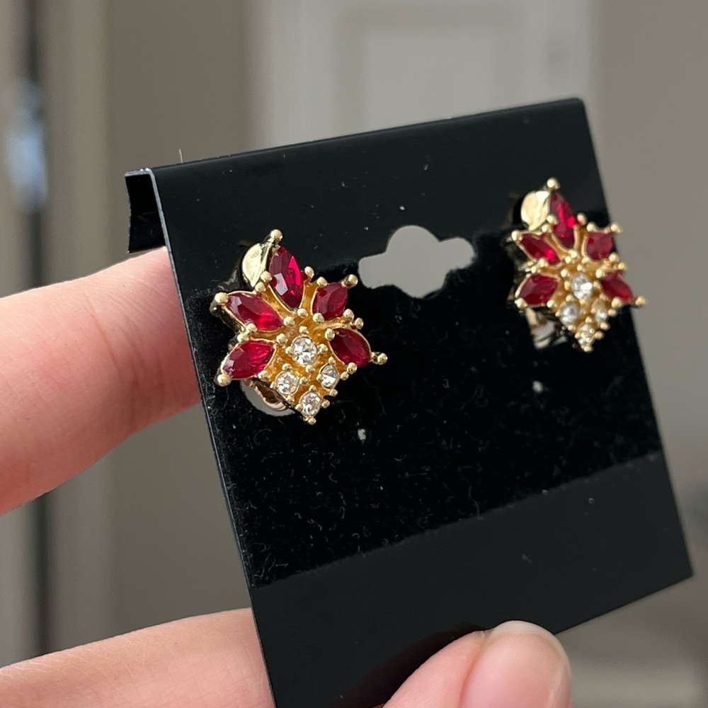 Vintage Christian Dior Flower Firework Red Rhinestone Mini Gold Clip-On Earrings - Picture 11 of 11